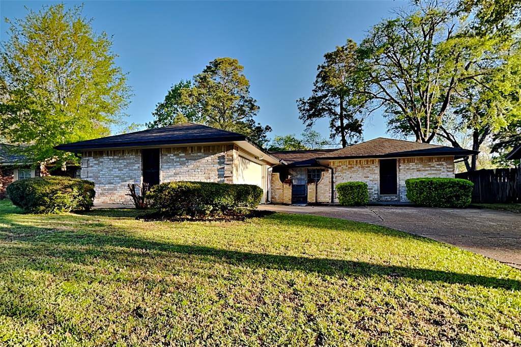 2523 Tinechester DR, Houston, TX 77339