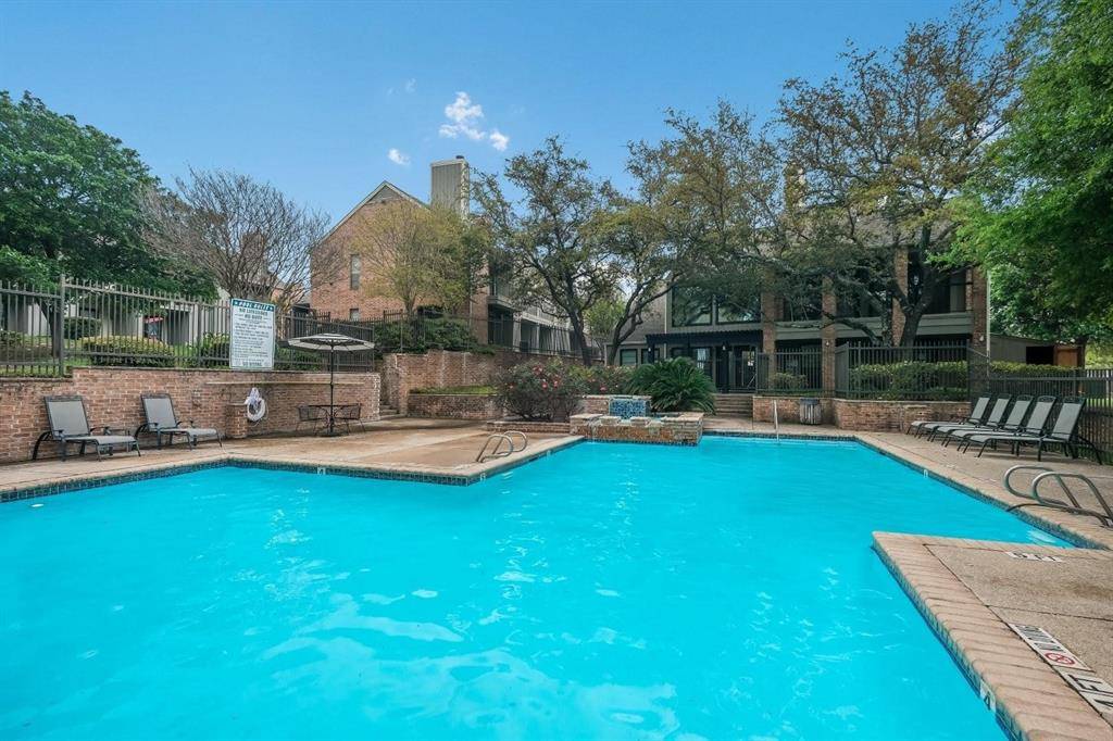 San Antonio, TX 78217,13031 Park XING #0902