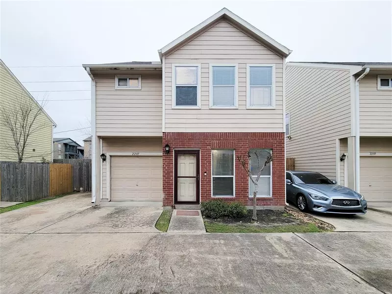 2207 Naomi ST, Houston, TX 77054