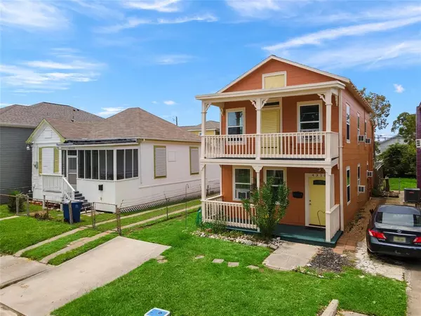 4318 Avenue K, Galveston, TX 77550