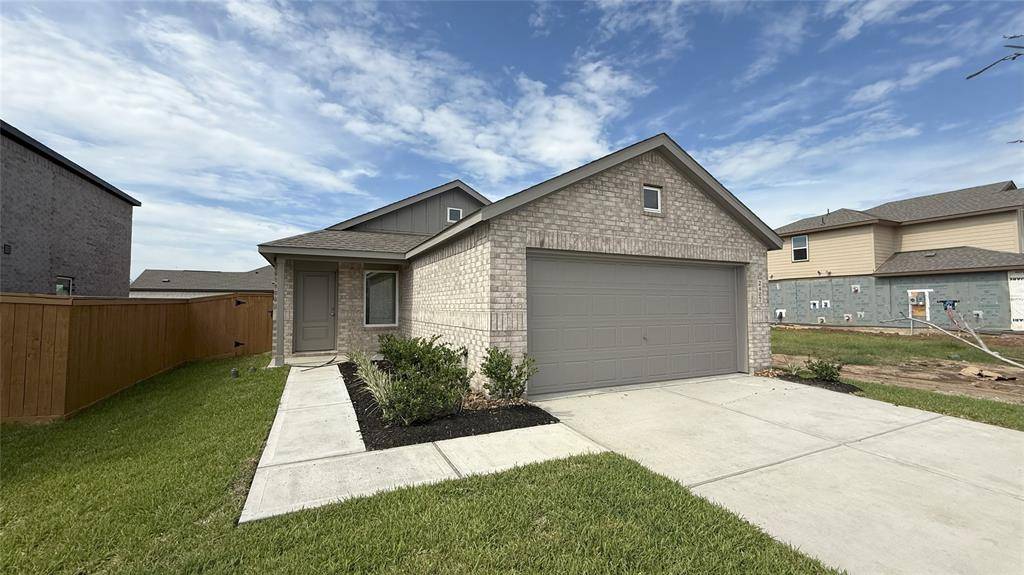 2407 Jasper Breeze DR, Rosharon, TX 77583