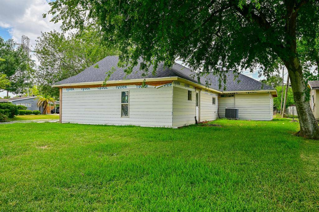Houston, TX 77061,7954 Glen Vista ST