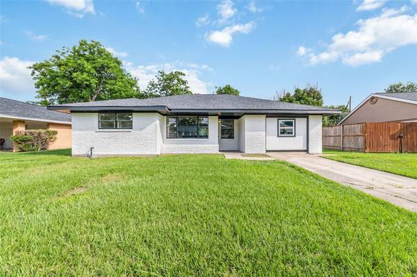 638 Spell ST,  Houston,  TX 77022