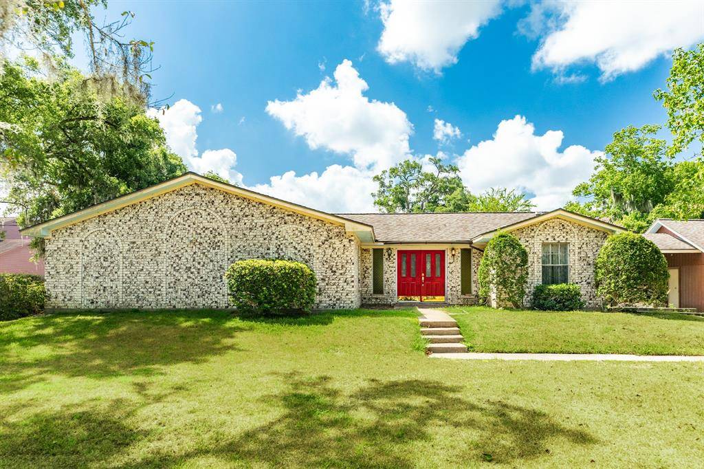 Angleton, TX 77515,341 County Road 201
