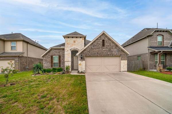 2709 Parkside Valley LN,  Pearland,  TX 77581