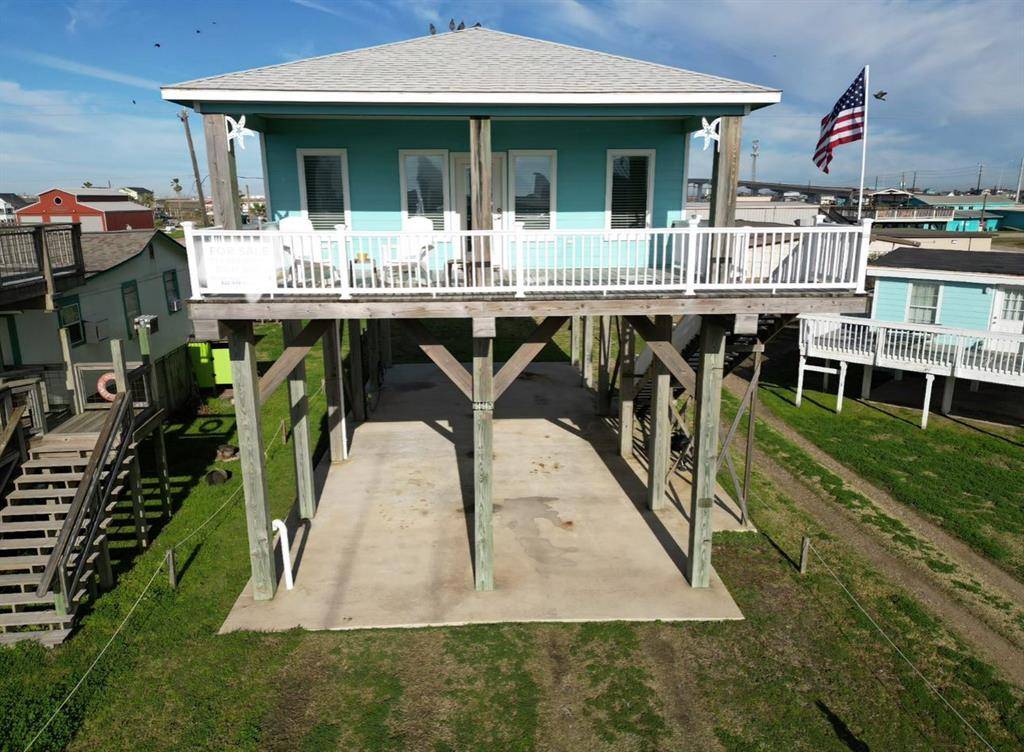 112 Surf DR,  Surfside Beach,  TX 77541