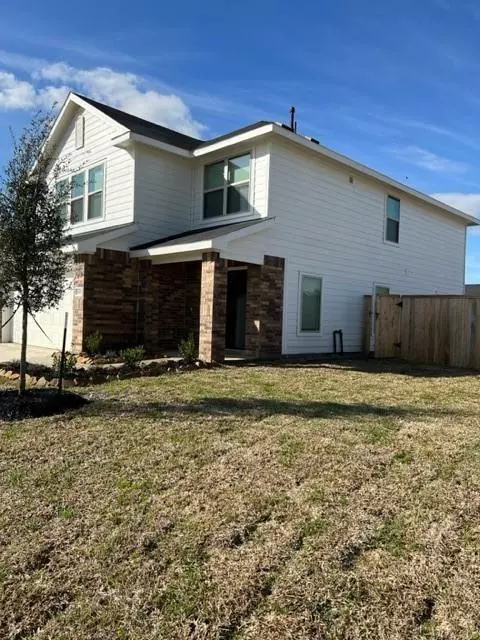 18919 Sorento Bay LN, Hockley, TX 77447