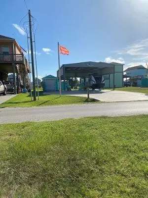 Crystal Beach, TX 77650,884 East RD