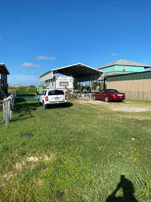 Crystal Beach, TX 77650,884 East RD