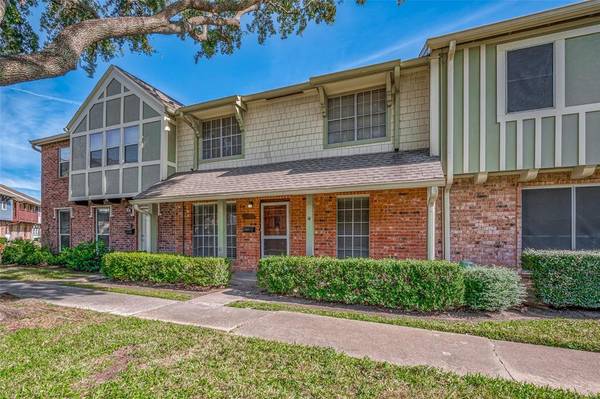 10462 Hammerly BLVD #68, Houston, TX 77043