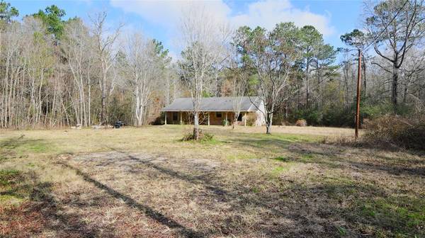 307 County Road 2226, Cleveland, TX 77327