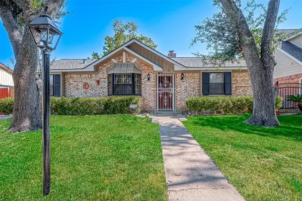 Houston, TX 77099,10535 Huntington View DR