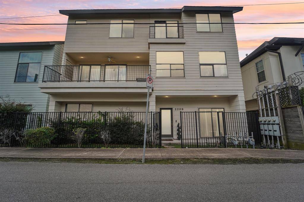 Houston, TX 77003,2209 Bastrop ST