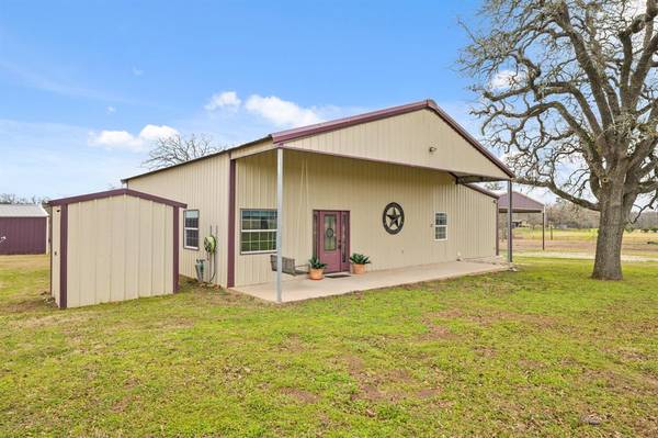 35408 Fm 1488 RD, Hempstead, TX 77445