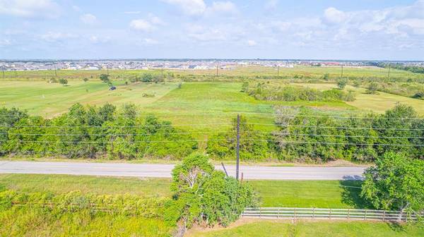 10326 County Road 67, Manvel, TX 77578