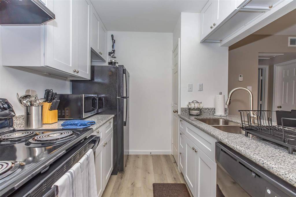Houston, TX 77025,9707 Timberside Drive #17