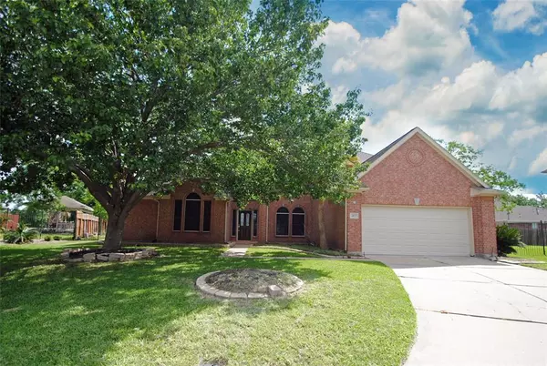 307 N Elder Grove DR, Pearland, TX 77584