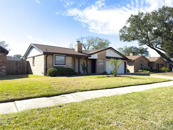 Houston, TX 77015,13622 Oleoke LN