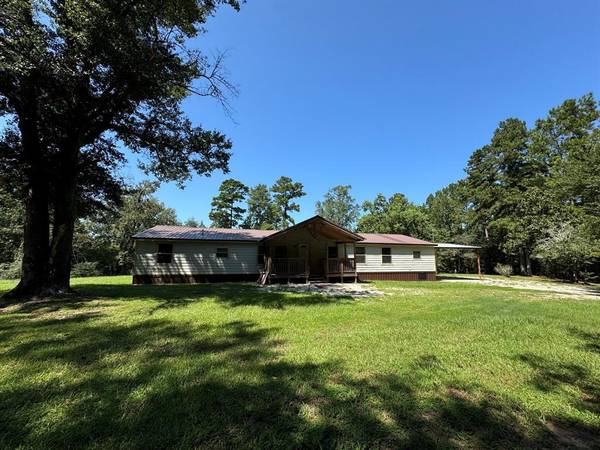 425 Fm 1632, Woodville, TX 75979