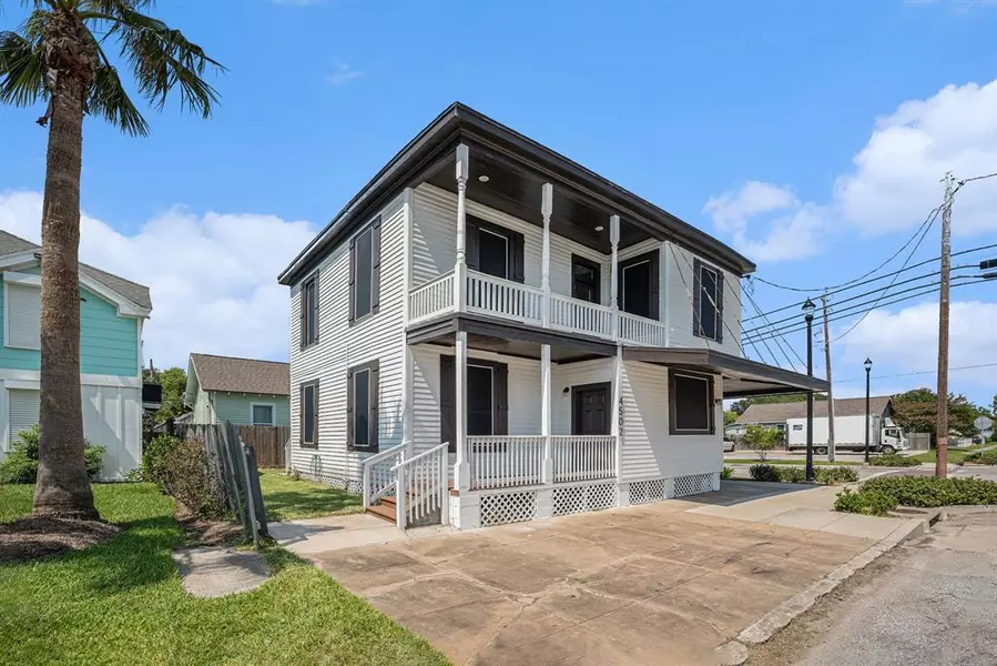 4502 Avenue R, Galveston, TX 77551