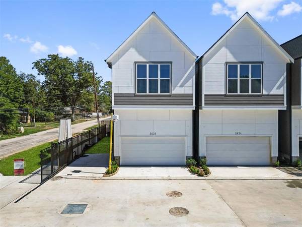 5635 Azores, Houston, TX 77091