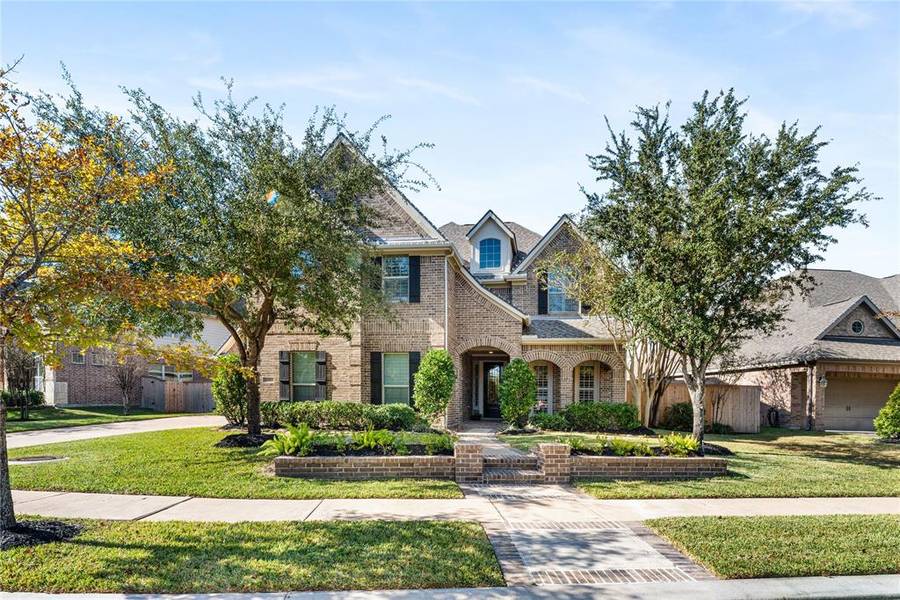 12323 Crest Haven LN, Cypress, TX 77433