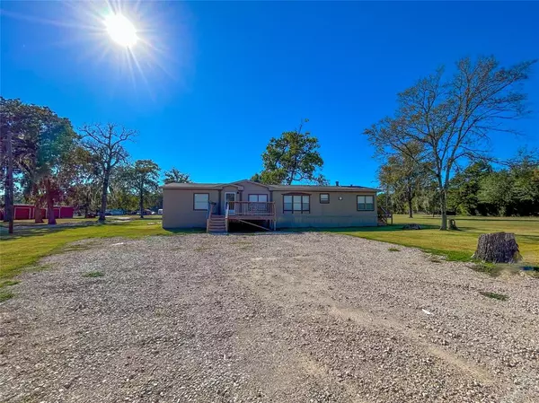 25911 Brooks RD, Waller, TX 77484