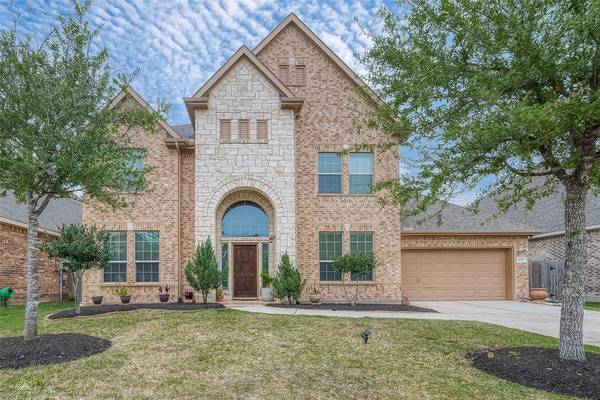 4210 Evergreen DR, Friendswood, TX 77546