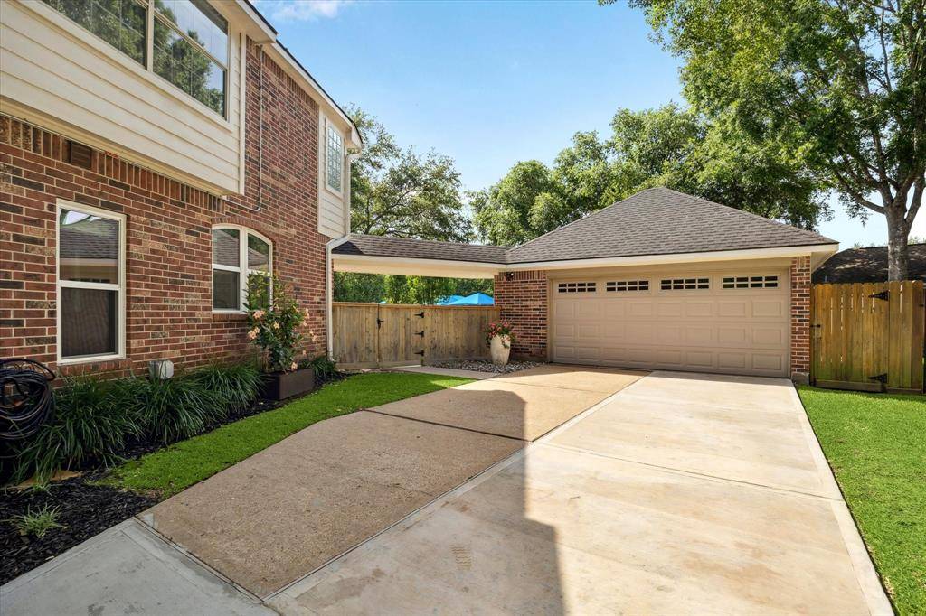 League City, TX 77573,103 Casual Shore CT