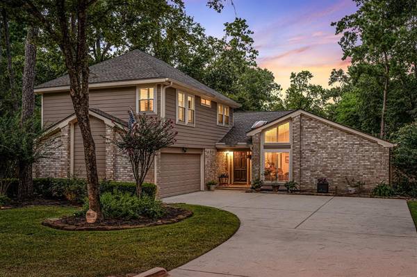 10 Ripple Rush CT,  The Woodlands,  TX 77381