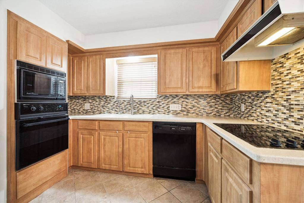 Houston, TX 77092,6106 Greenmont DR