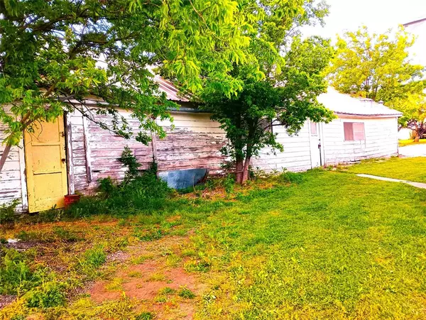 Coleman, TX 76834,1400 S Concho ST