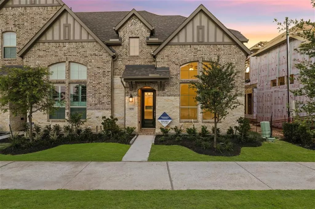 Cypress, TX 77433,18259 Lakepoint Ridge LN