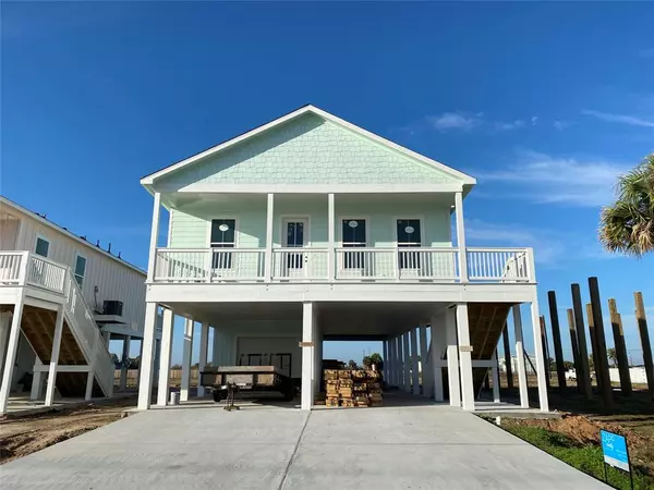 2527 103rd ST, Galveston, TX 77554