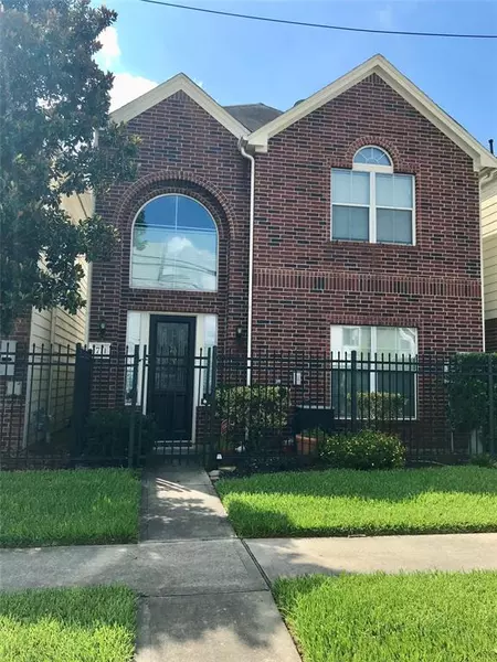 1711 Aden DR, Houston, TX 77003