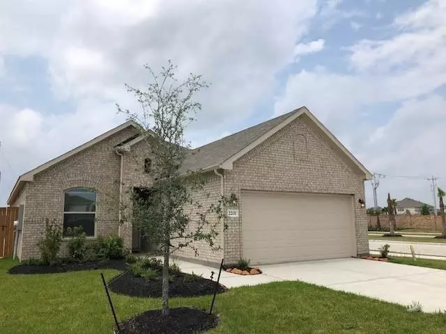 3311 TRANQUILITY LN, Baytown, TX 77521