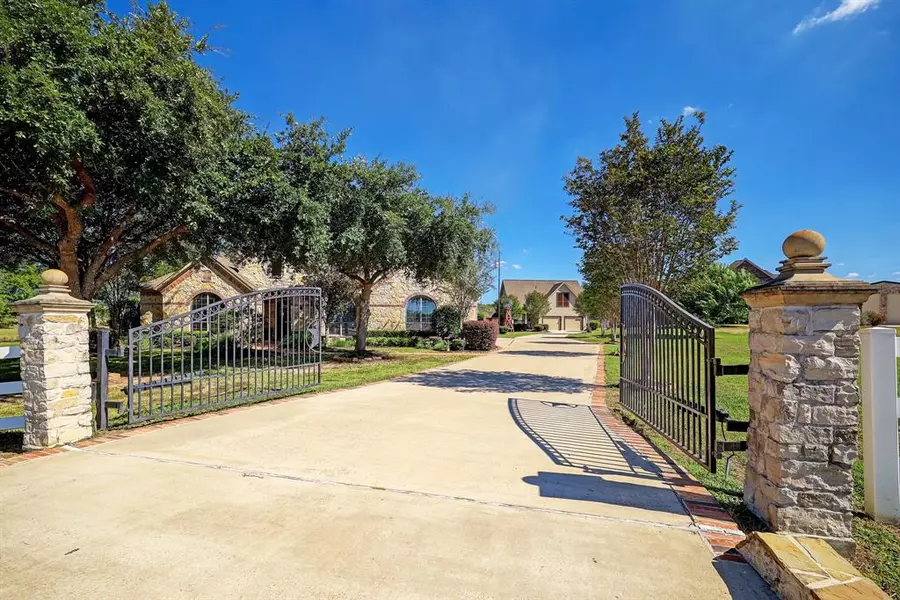 12110 Pecan Grove CIR, Magnolia, TX 77354