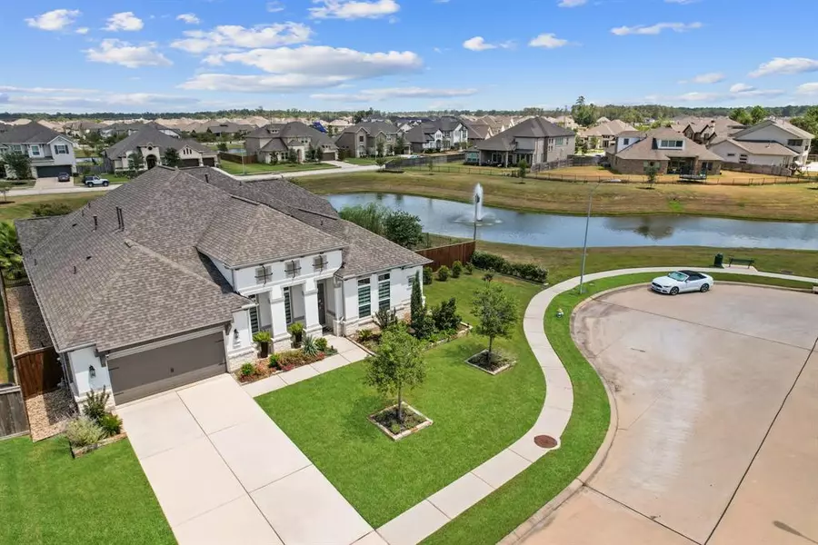 25306 Hollowgate Park LN, Tomball, TX 77375