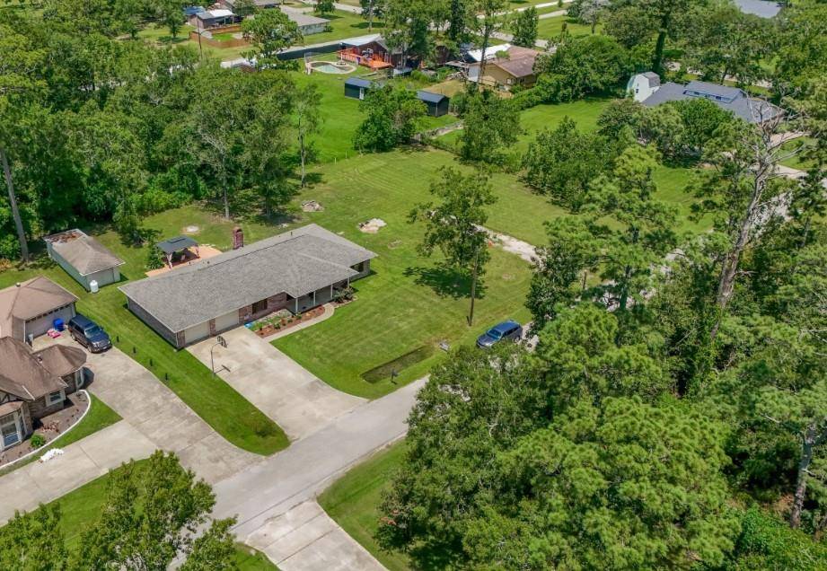 Baytown, TX 77521,109 Fox Hollow ST