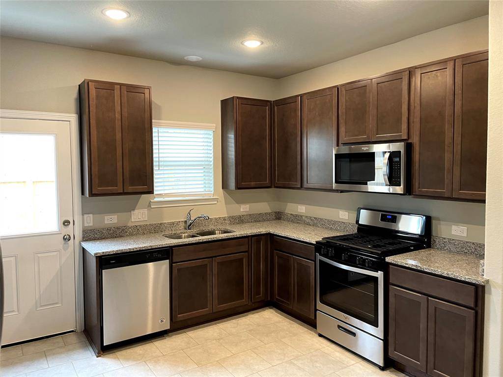 Porter, TX 77365,20044 Tuft Canyon CT