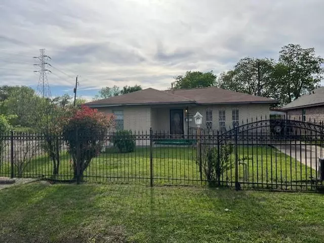 Houston, TX 77028,5215 Amy ST