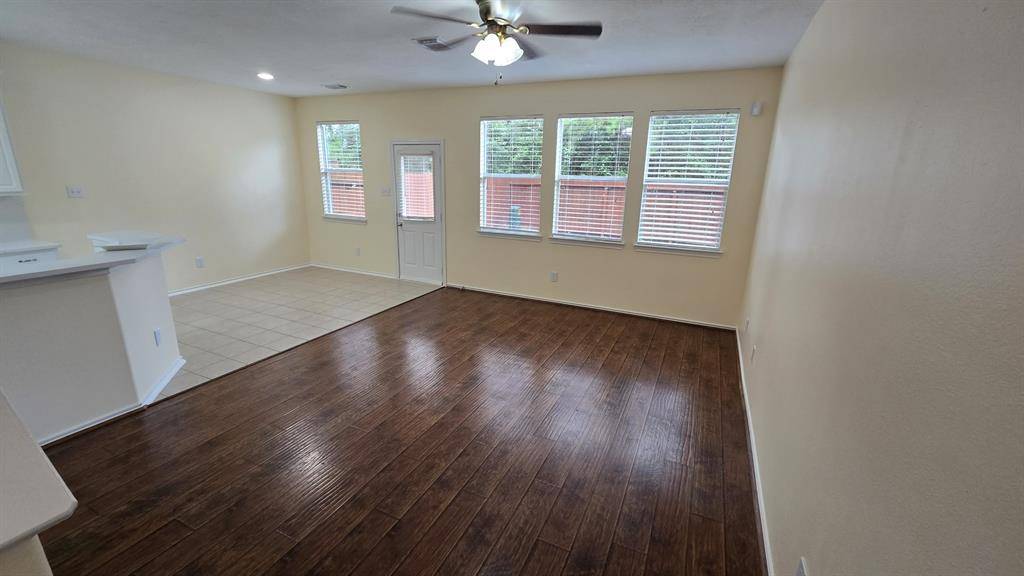 Conroe, TX 77384,254 Liriope CT