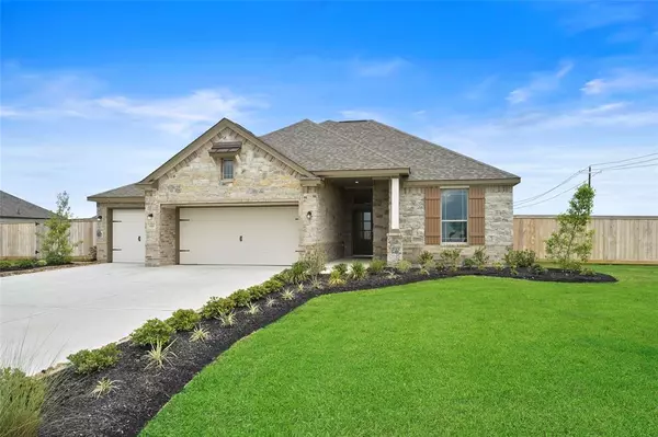 110 Valley Ranch TRL, Dayton, TX 77535