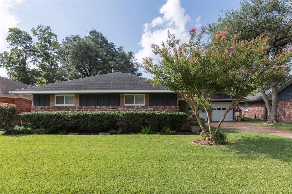 Houston, TX 77074,6227 Shadow Crest ST