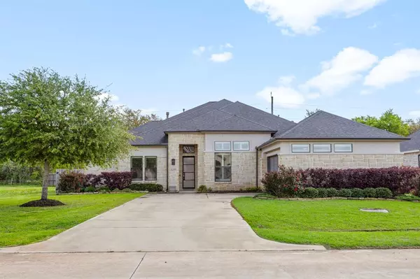 Fulshear, TX 77441,32711 Warbler CT