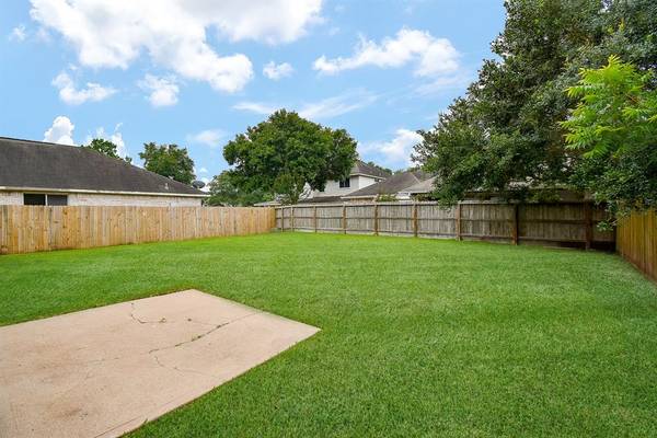 Sugar Land, TX 77498,17234 Maple Hollow DR