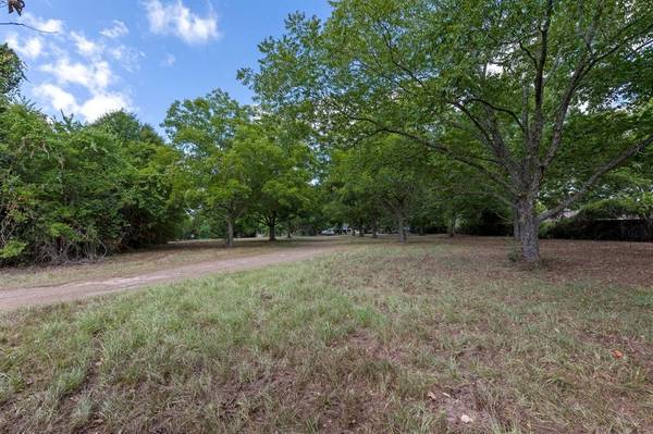 603 Peach ST, Tomball, TX 77375