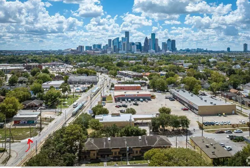 Houston, TX 77009,2772 Fulton