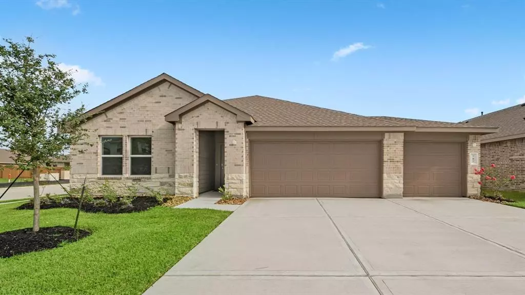 707 Brazos TRL, Dayton, TX 77535