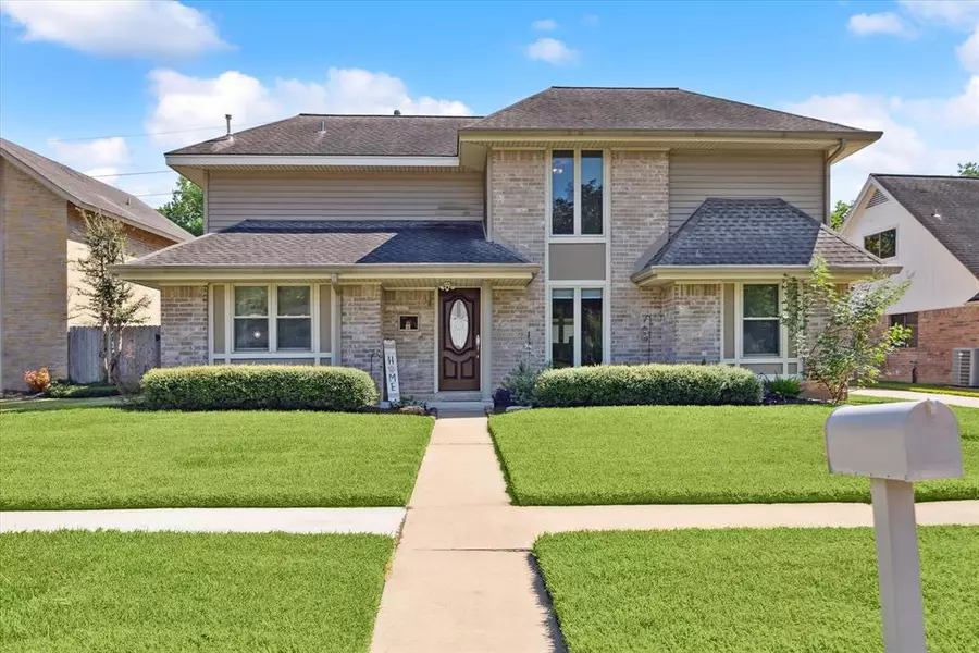 3011 Pecan Ridge DR, Sugar Land, TX 77479